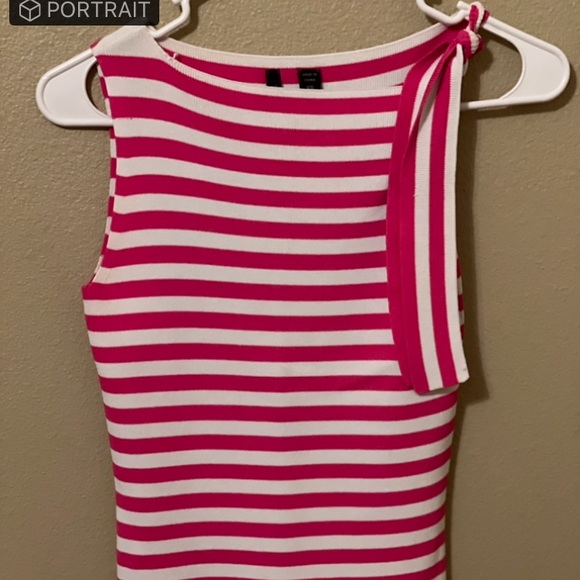 Venini Other - NWOT Girls Venini sleeveless top SIZE XS